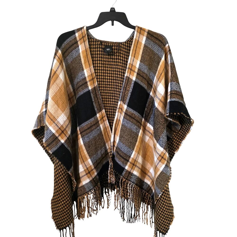 Steve Madden Womens Plaid Fringe Wrap Poncho Scarf One size Brown Black
